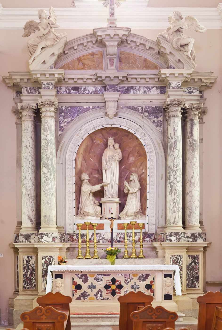 Oltar Majke Božje svete Krunice